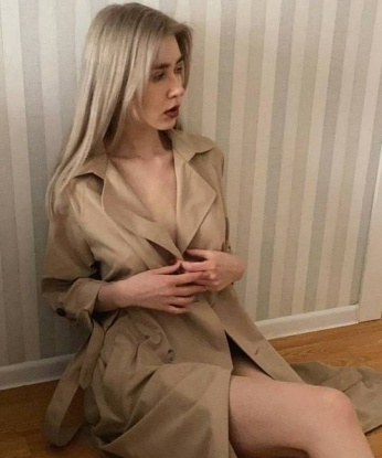 У меня есть все инструменты, чтобы сделать твои фантазии реальностью. Мои услуги включают классический секс, оральный секс, эротический массаж и многое другое. Я обеспечу тебя нежностью, страстью и полным удовлетворением. У меня также есть отличные отзывы от моих клиентов, которые гарантируют высокое качество моих услуг. Для более детальной информации, пожалуйста, посмотри мои фото и свяжись со мной. Я с нетерпением жду встречи с тобой! 💋🌹 456, 20 лет